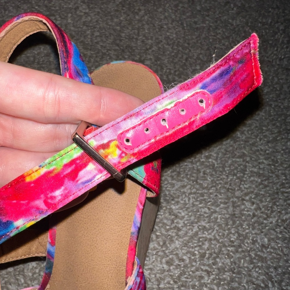 Colorful Wedges - Picture 7 of 8